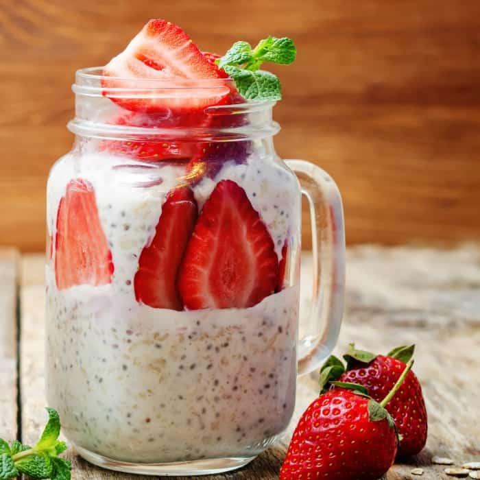 woman eating strawberry shortcake chia pudding