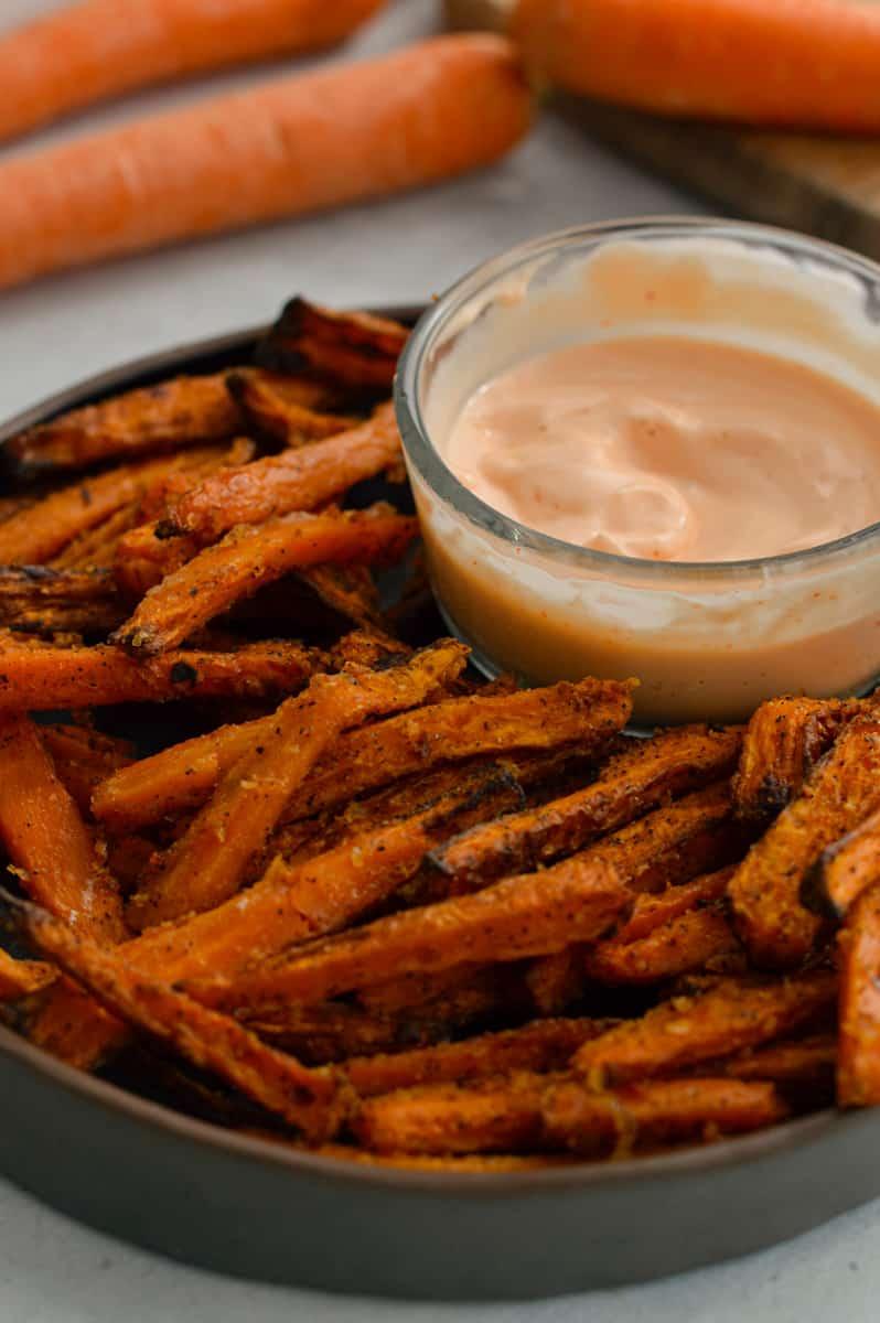 air fryer carrot fries with spicy peanut sauce