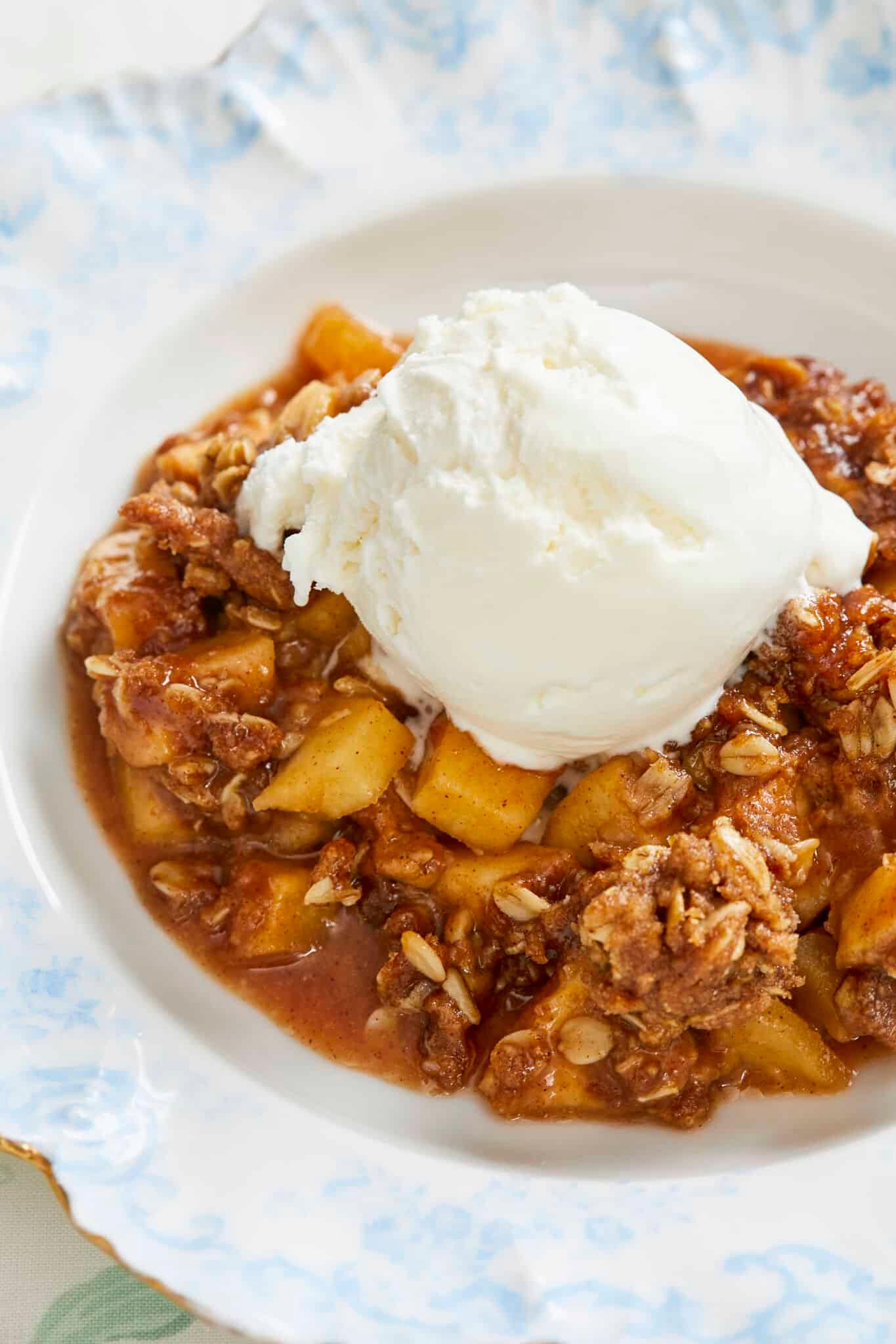 close up shot of apple crisp with whiskey caramel