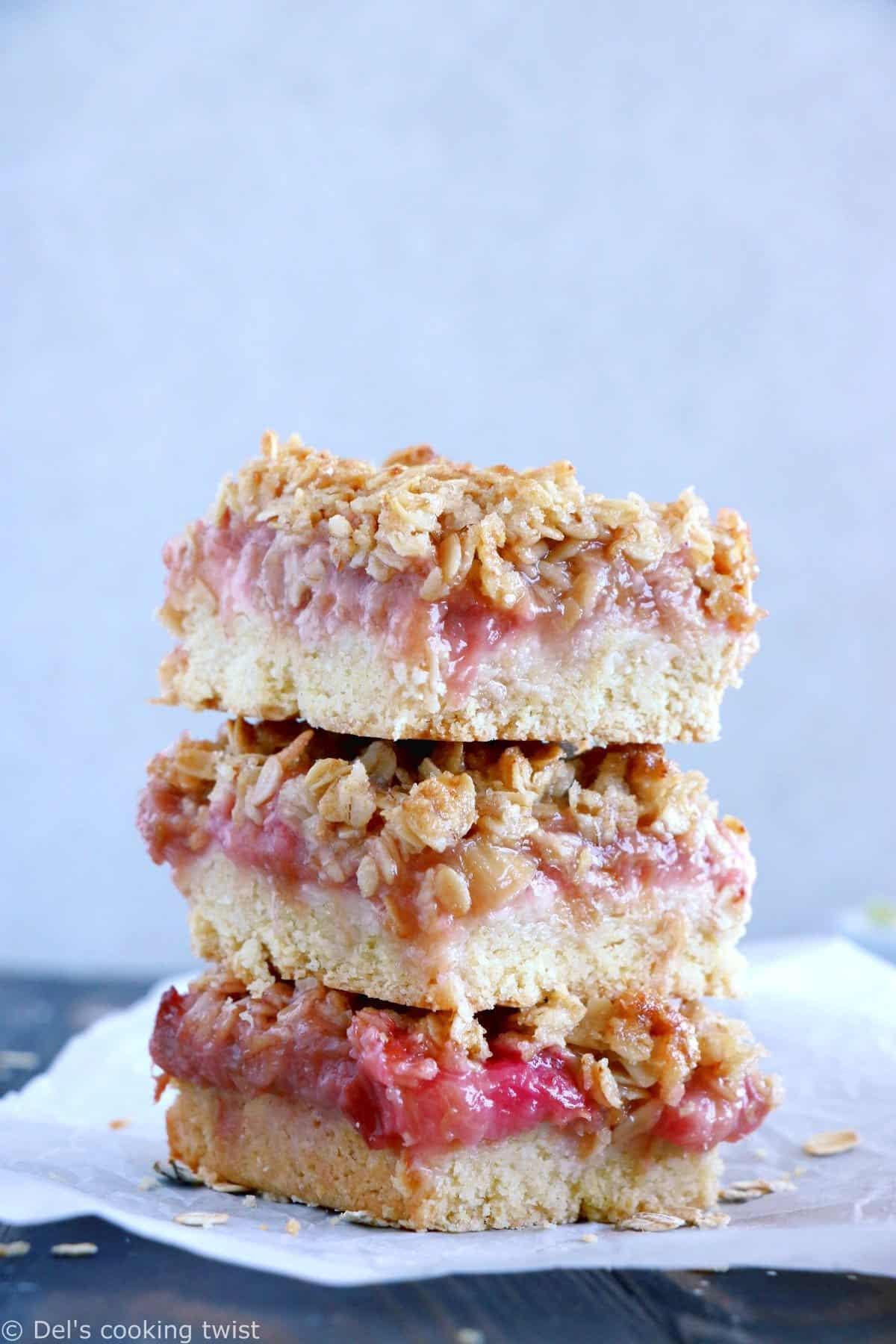 Rhubarb crumble bars with rose petals