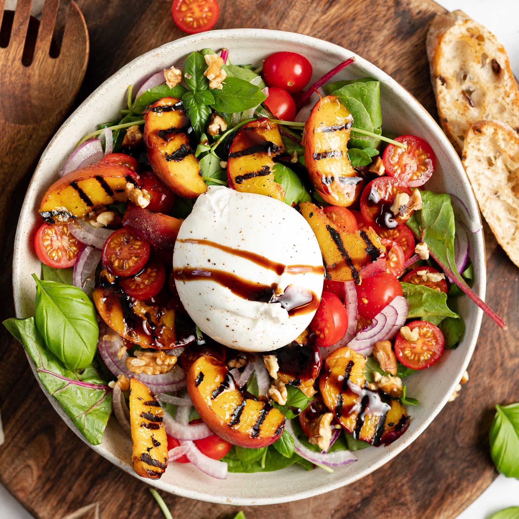 grilled peach and burrata salad with balsamic glaze