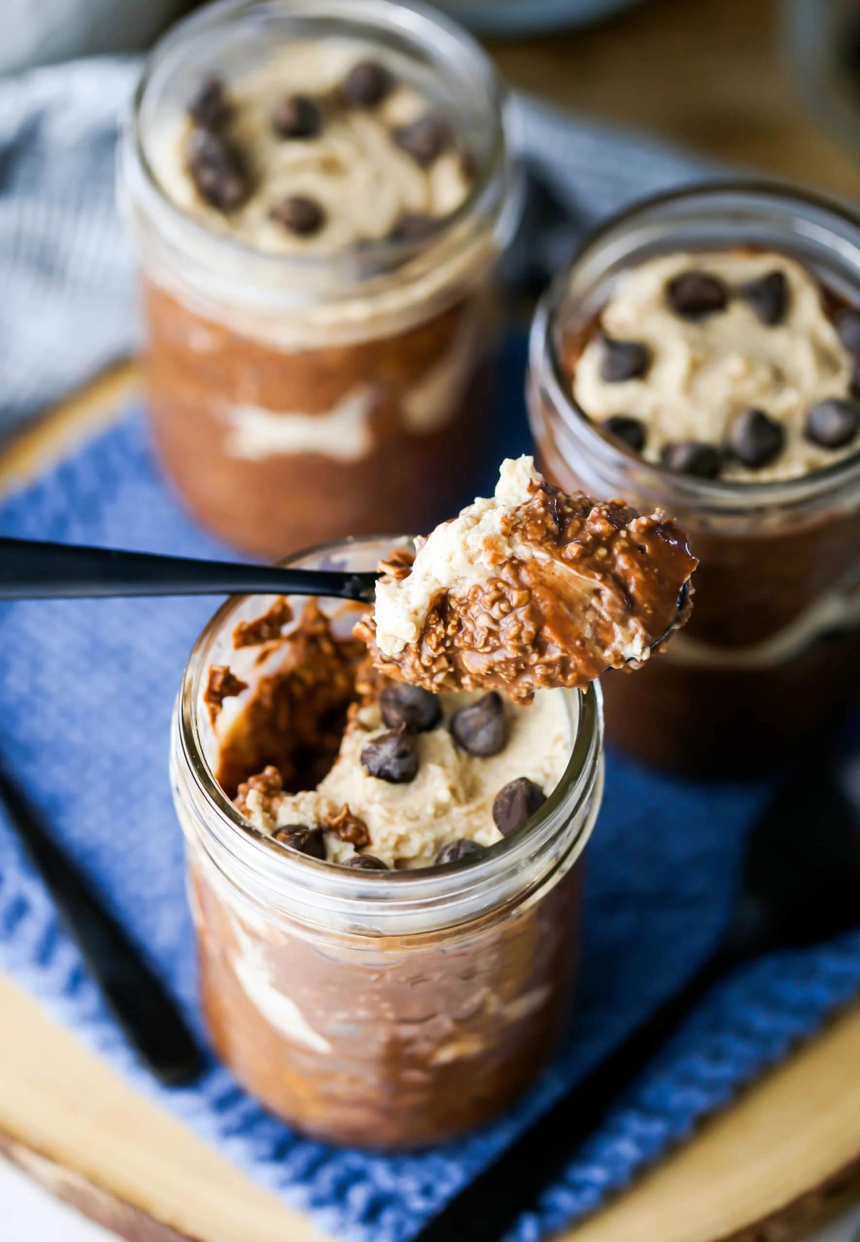 close up shot of layers in mocha overnight oats in a glass jar