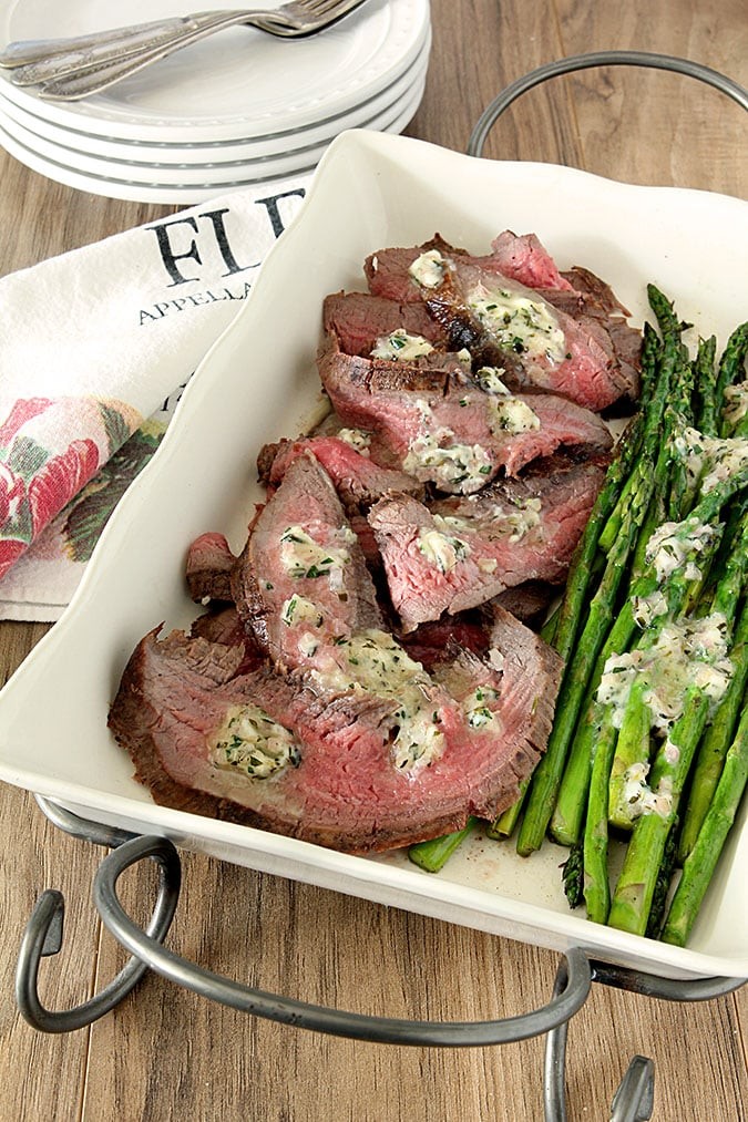 grilled flank steak with tarragon and white wine sauce