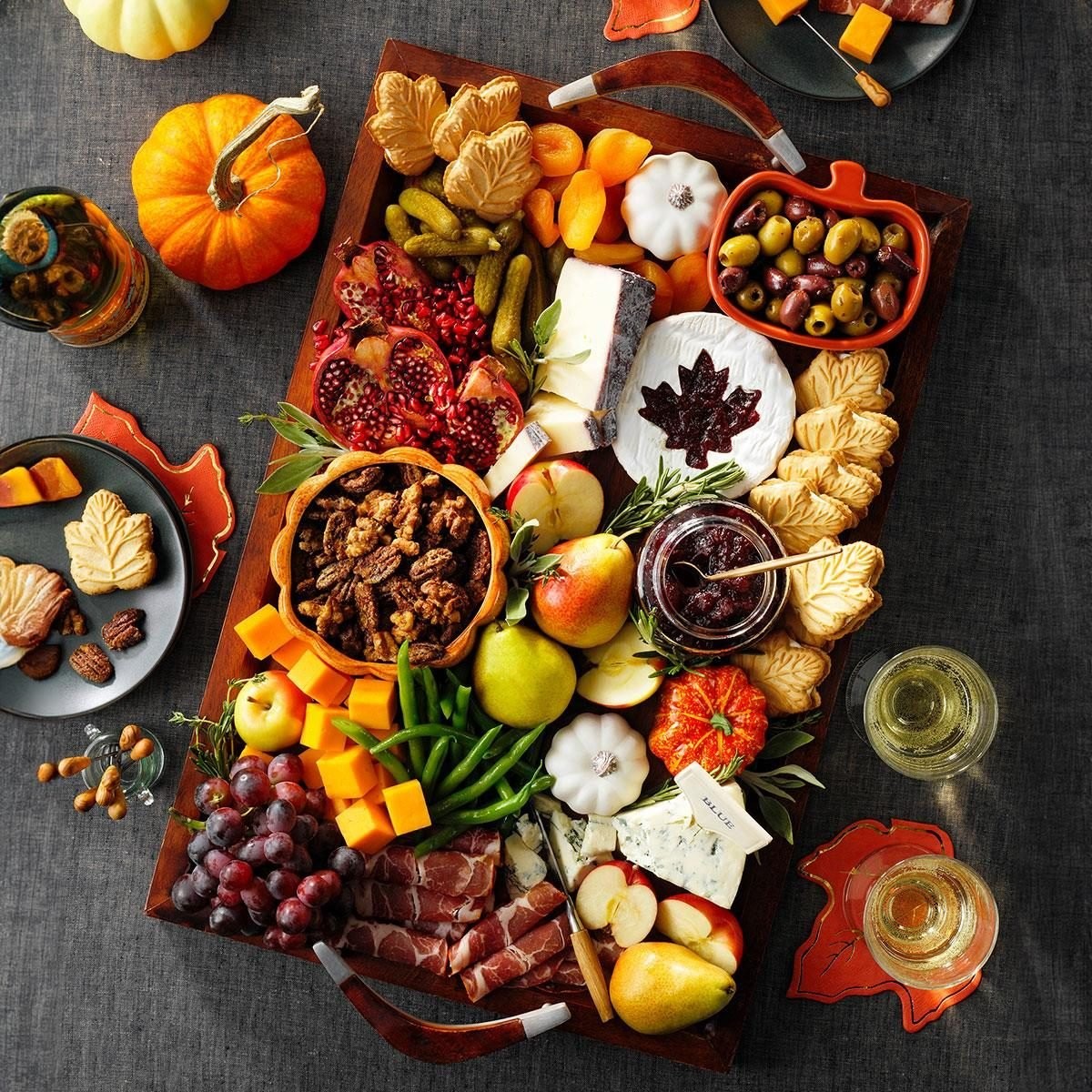 a beautifully arranged charcuterie board for Friendsgiving